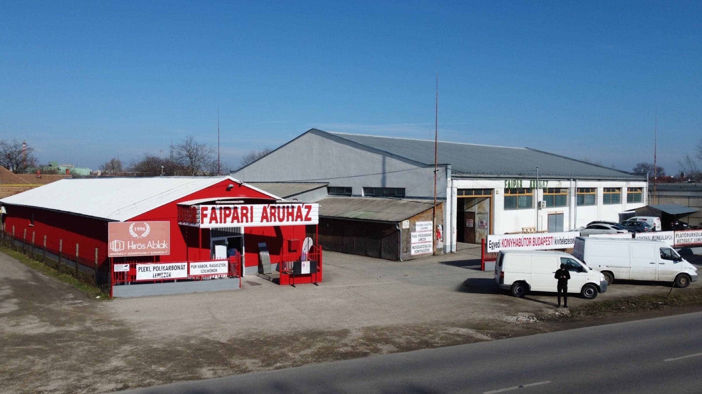 Hírös-Ablak Faipari Áruház, Kecskemét, Mindszenti krt. 10.